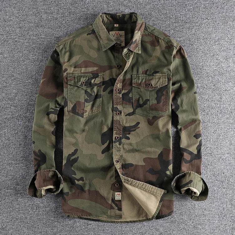 Camouflage outdoor shirt in green with multiple pockets for versatile wear