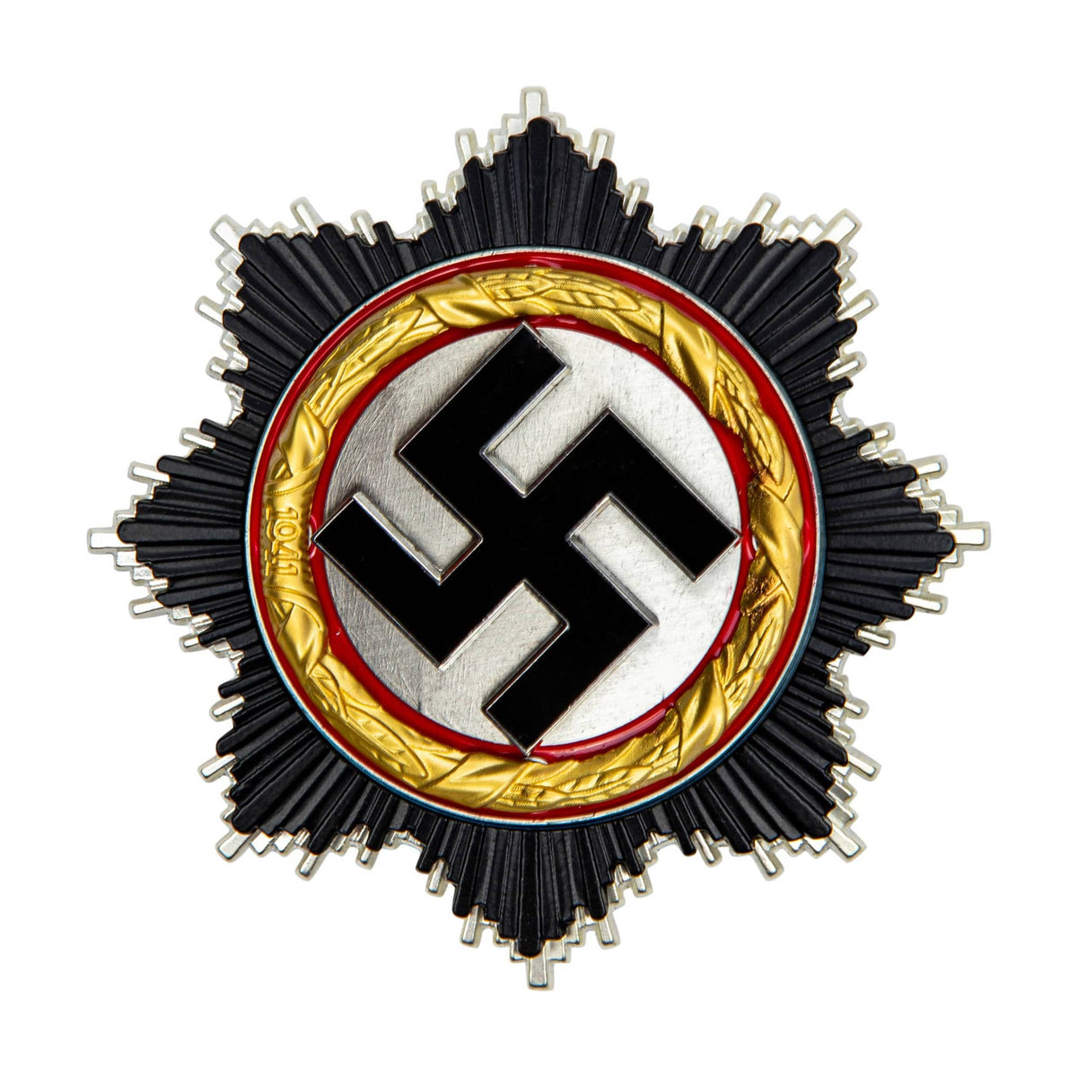German Cross replica with detailed design for collectors and military enthusiasts