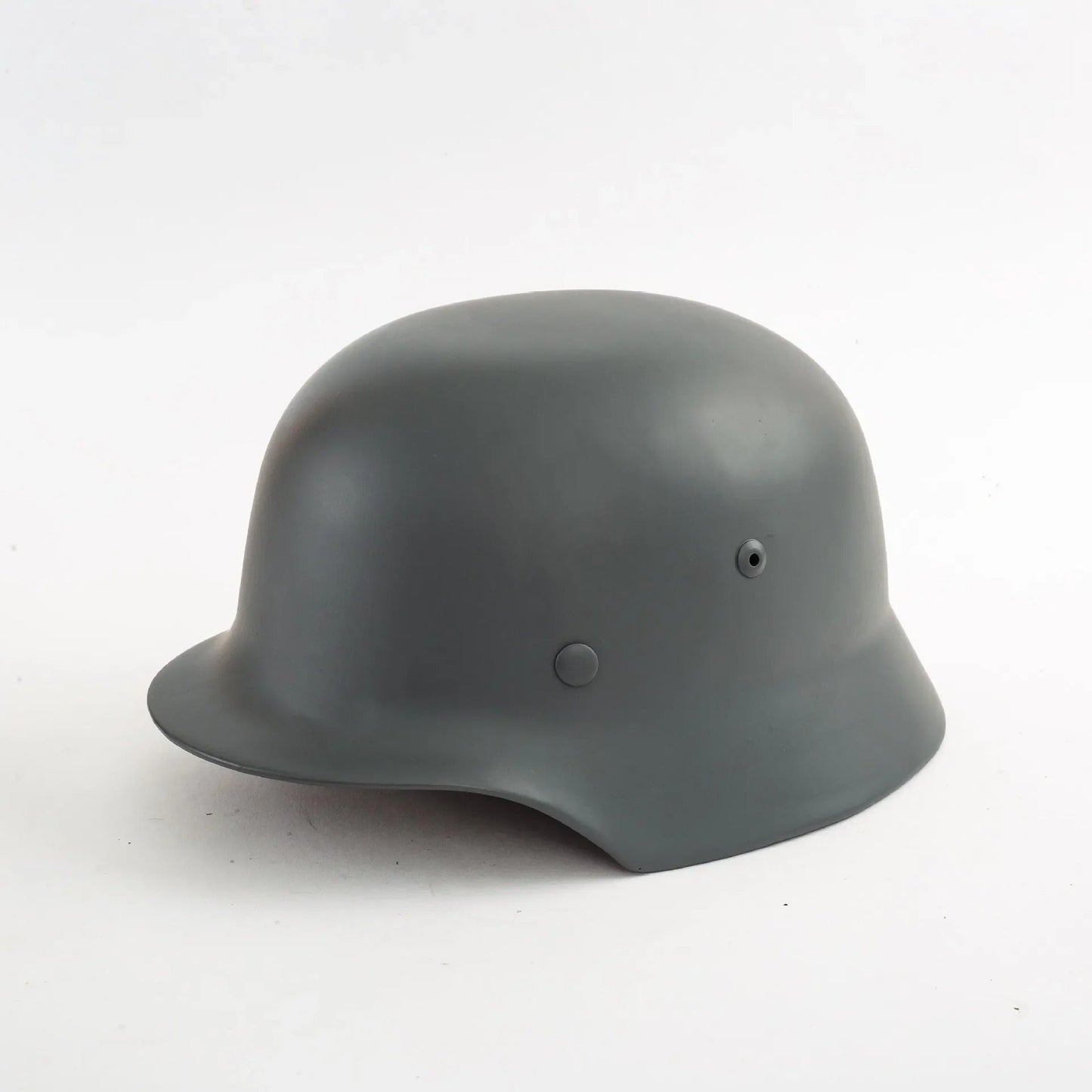 High quality M35 helmet in gray color, ideal for collectors or reenactments