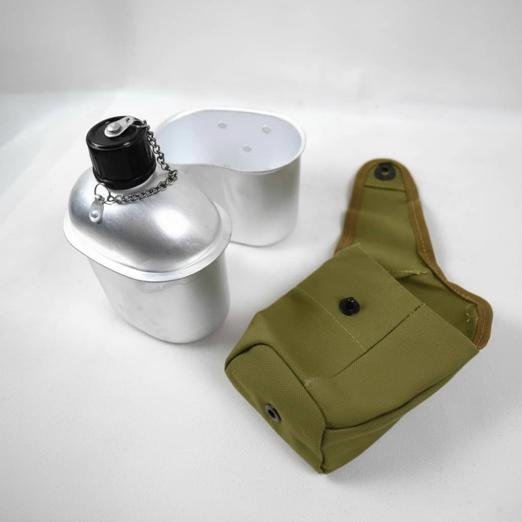 WWII marine canteen kettle in silver with detachable cup for outdoor use