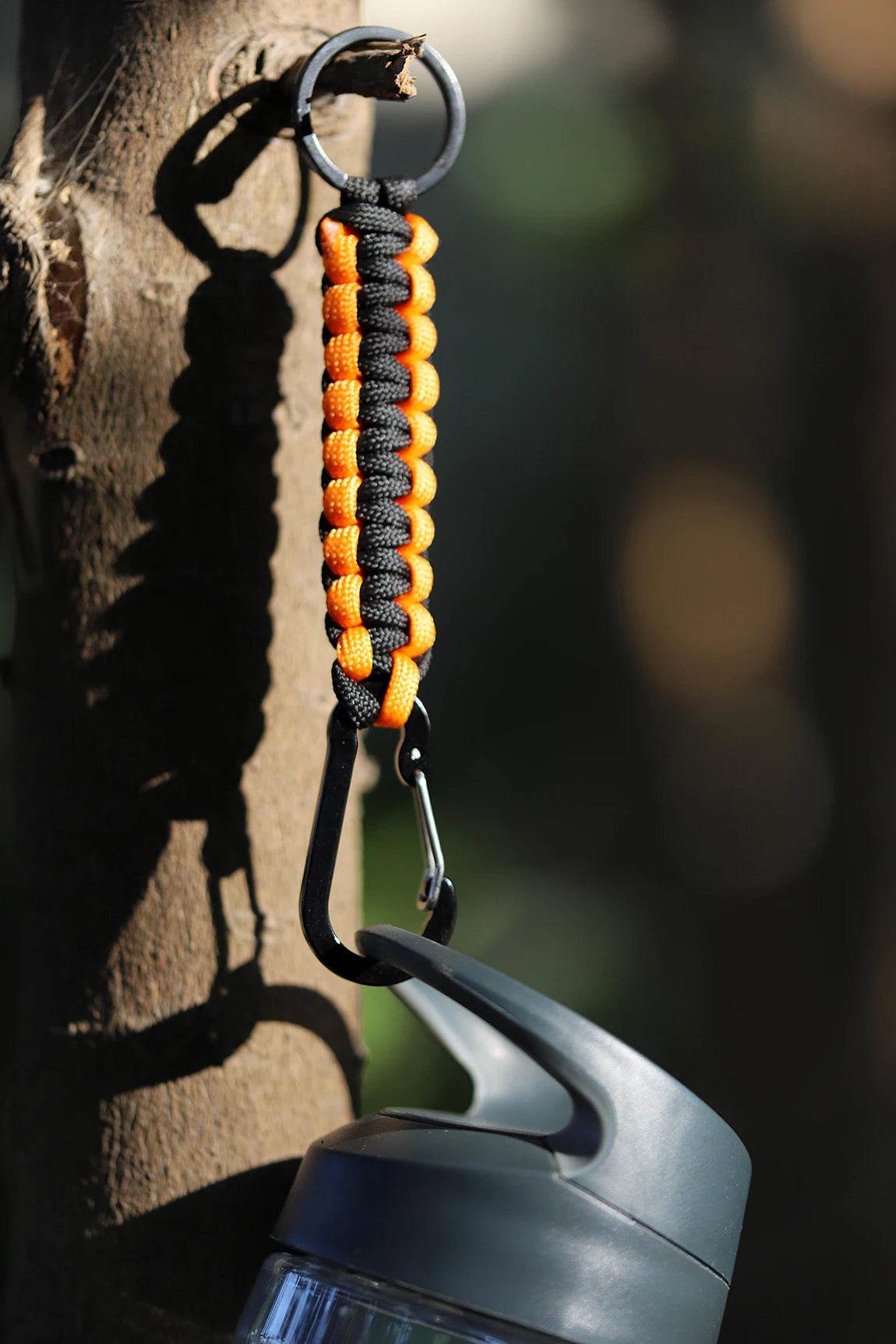 1PC Outdoor Survival Kit Parachute Cord Keychain - Military-Outdoors.com