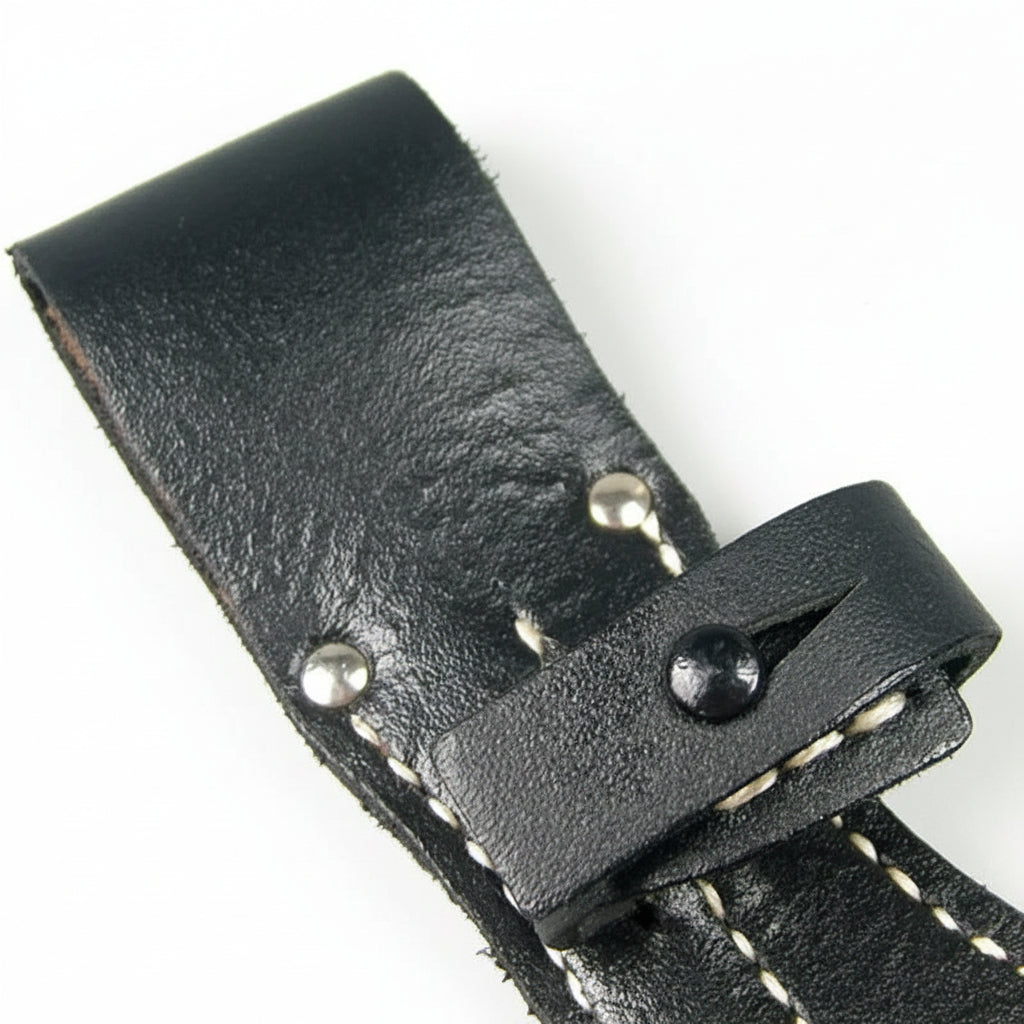 98K bayonet frog replica in black leather for secure attachment