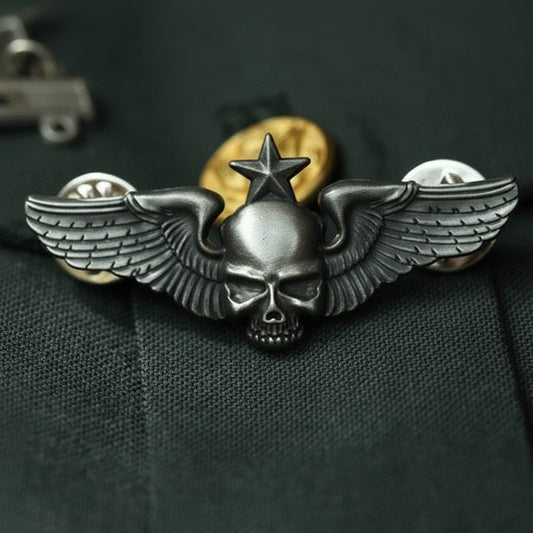 Airborne Badge replica with wings and skull design for military enthusiasts