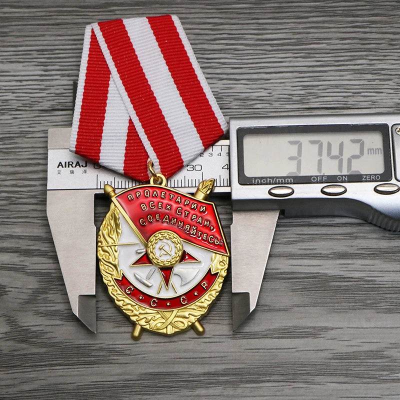 Replica Authentic Soviet Union Lenin Order of the Red Banner Medal - Military-Outdoors.com