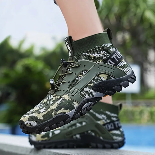 Military camouflage outdoor sneakers for outdoor fitness activities