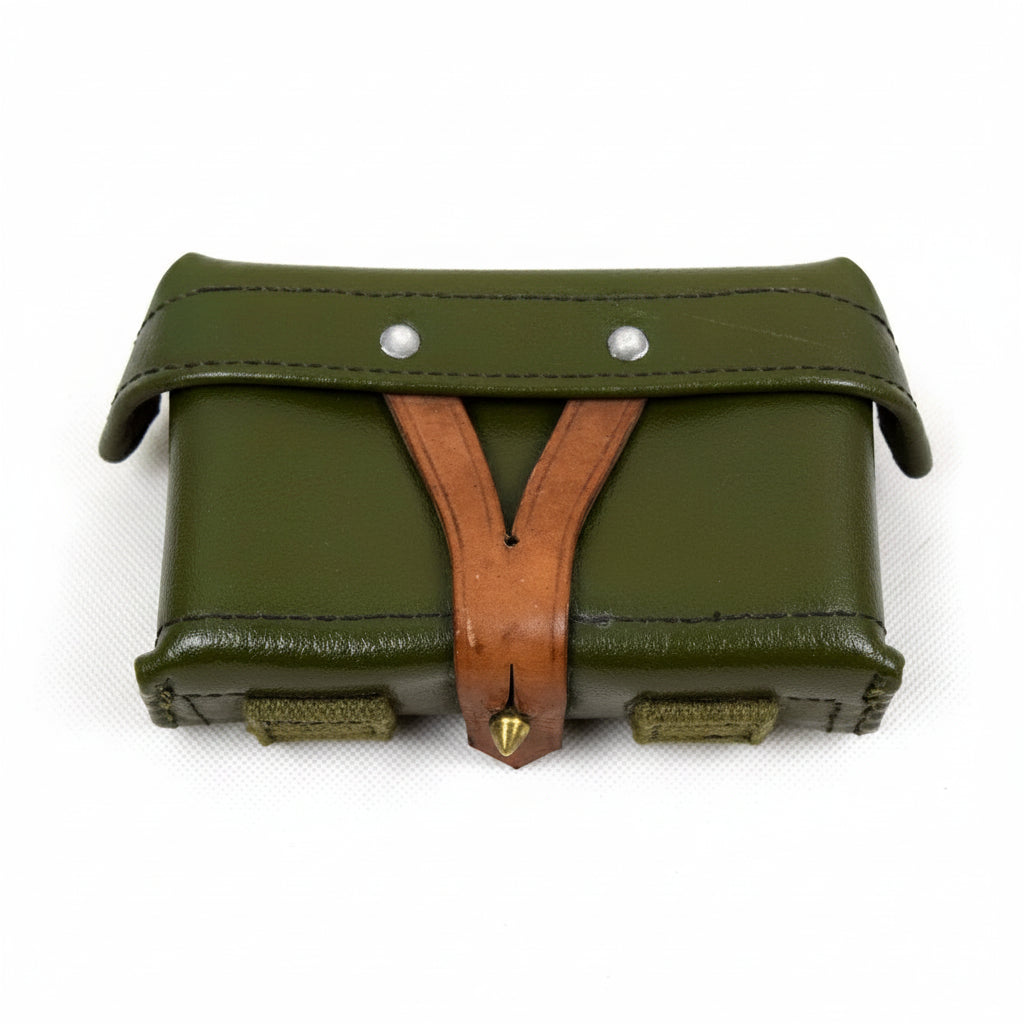 Chinese surplus belt pouch in olive green with leather strap for outdoor use