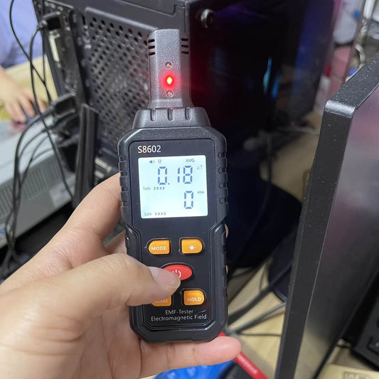 S8602 EMF meter for measuring electromagnetic field levels