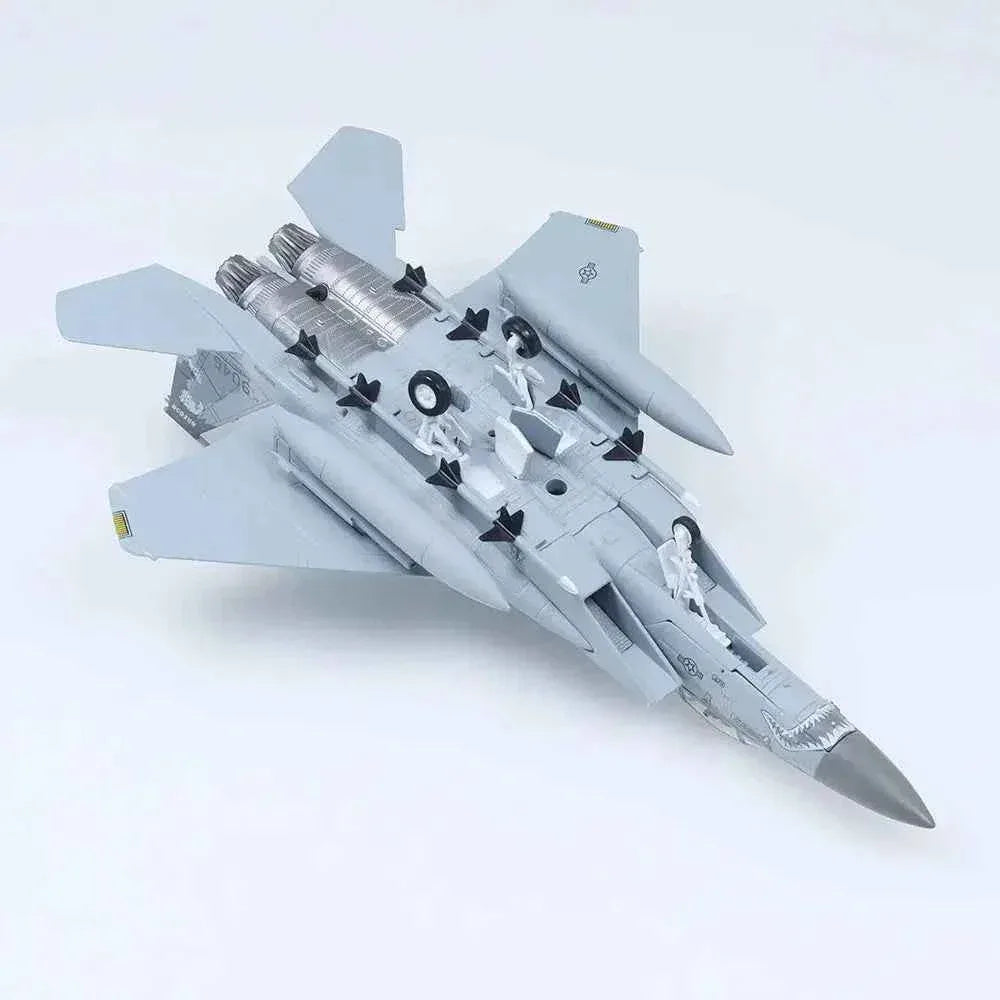 Model of a fighter jet on a white background