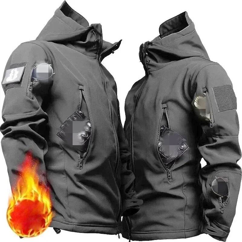 Military-Grade Fleece Outdoor Jacket in Black with Multiple Zipper Pockets