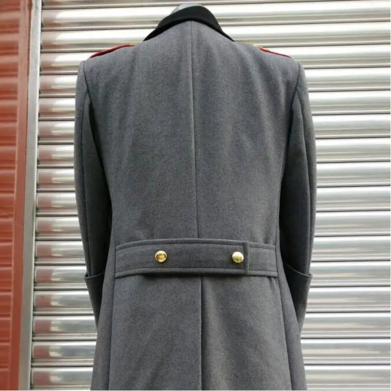 German overcoat replica in gray with double-breasted button closure for historical reenactments