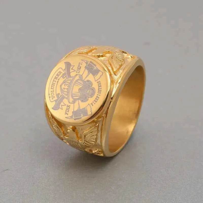 Gold US Army Ring - Durable Military Heritage Jewelry - Military-Outdoors.com