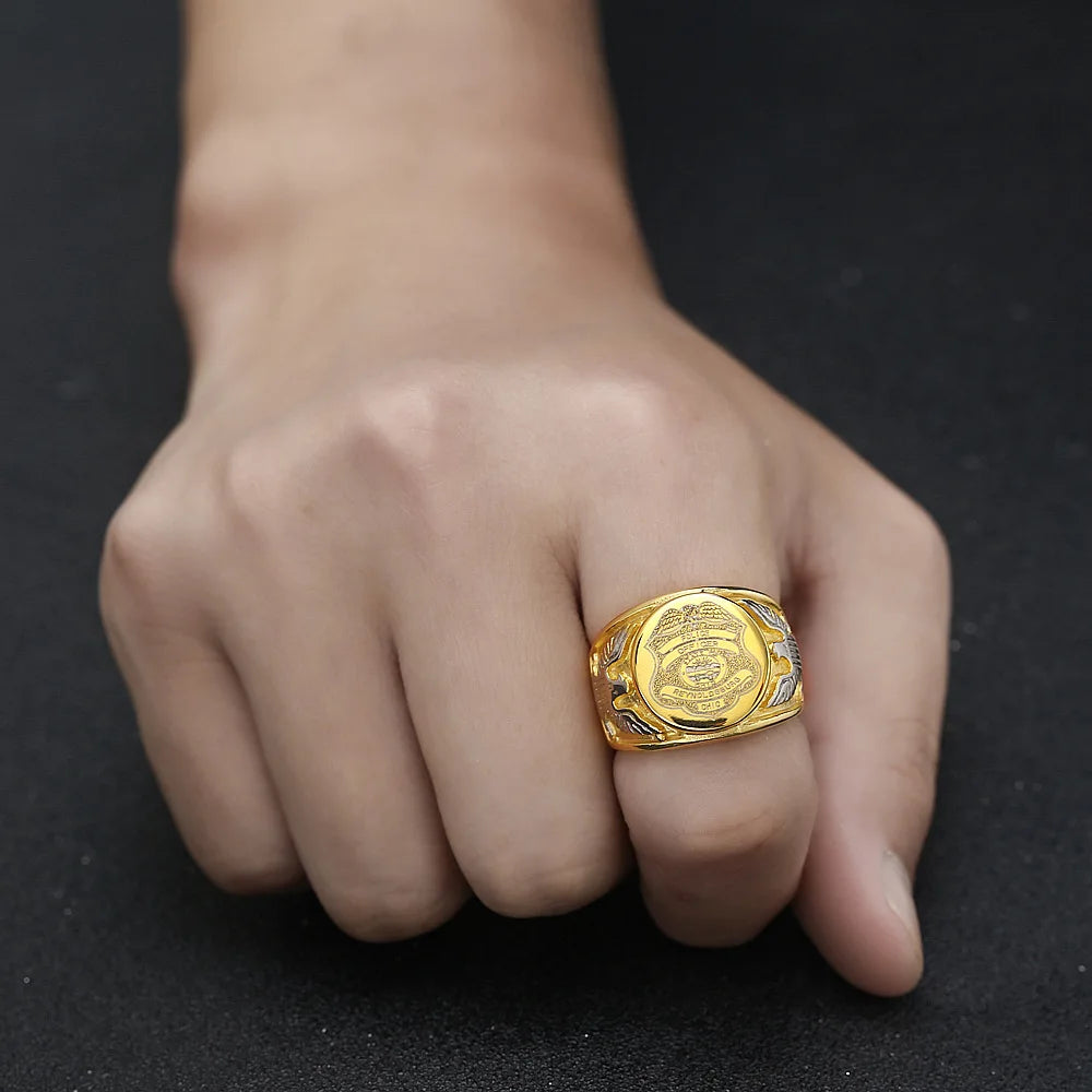 Gold US army ring with embossed emblem for military pride