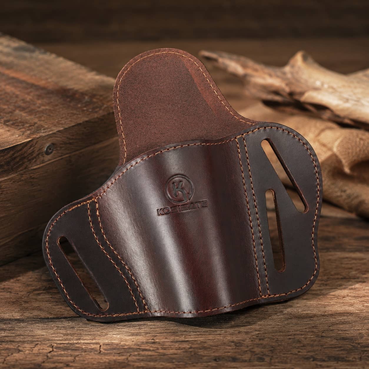 Leather holster for Colt pistols with adjustable fit and classic design