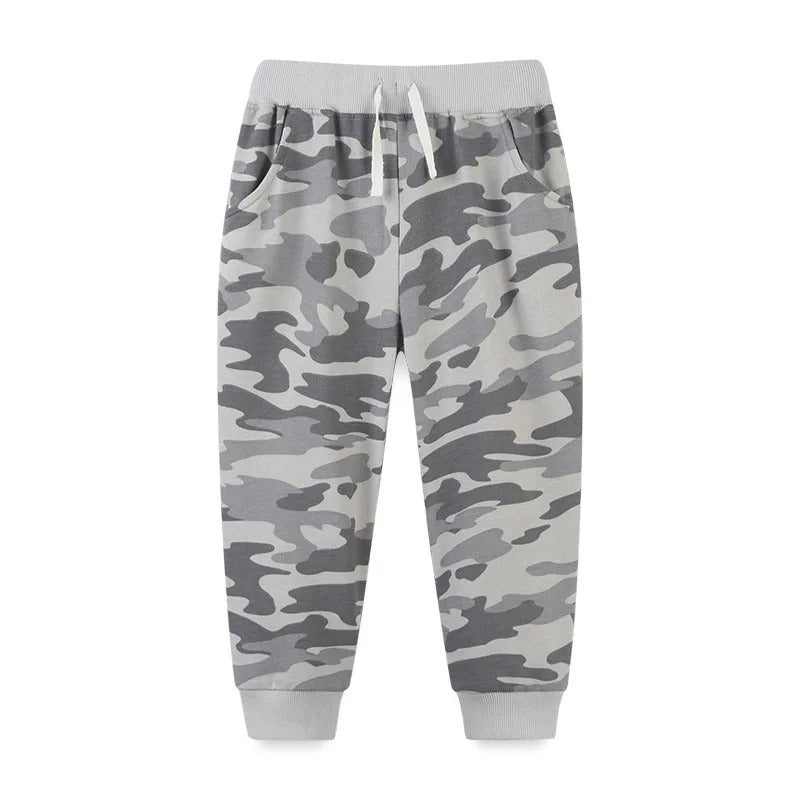 Kids camouflage sweatpants in gray, perfect for casual play and outdoor adventures