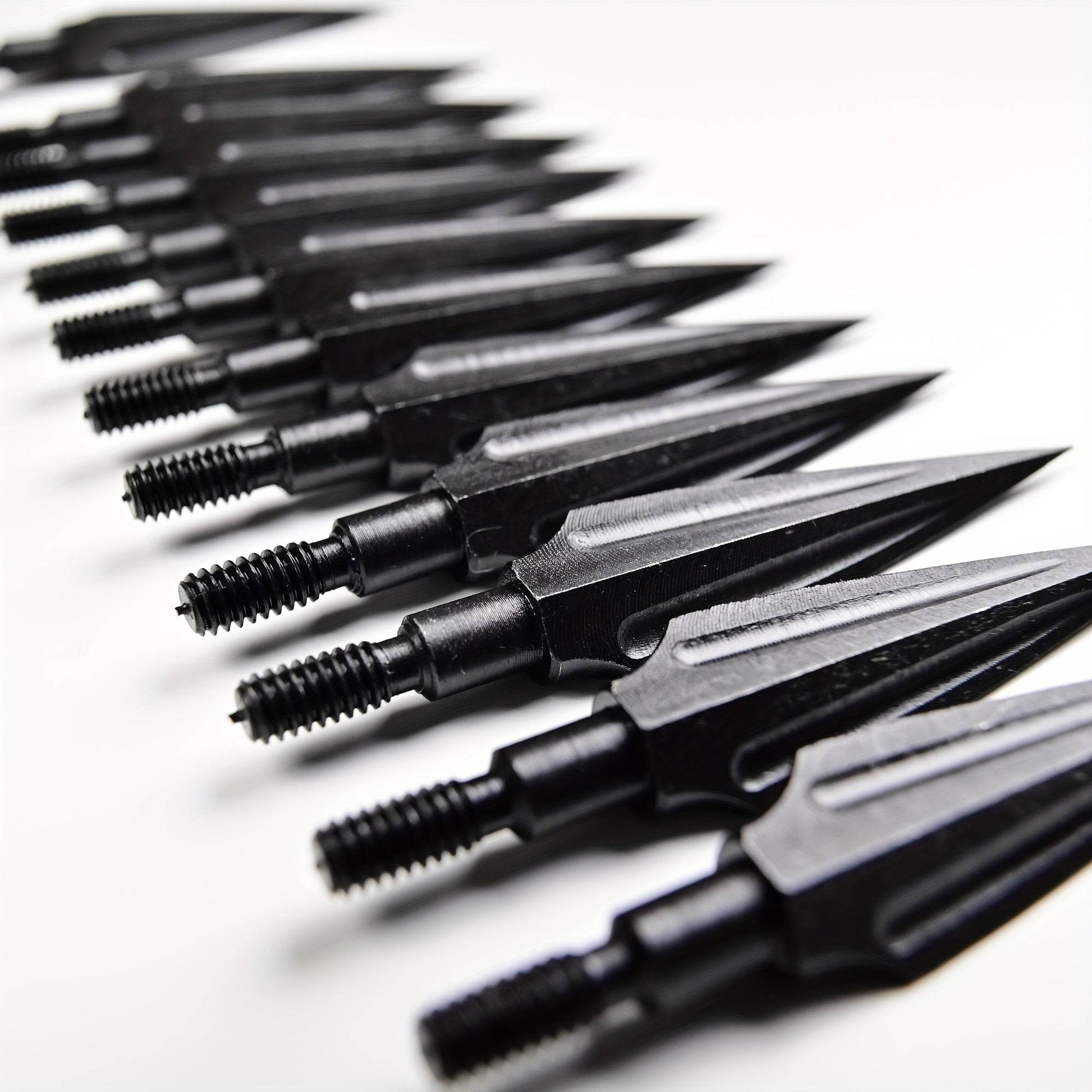 6-24pcs Military Outdoors 2-Blade Hunting Arrowheads - Military-Outdoors.com