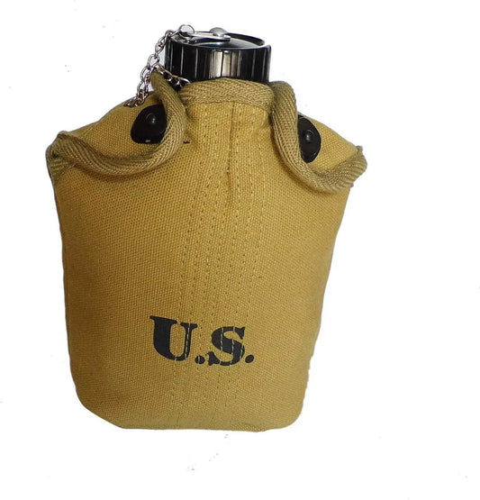 WW2 US Army Dining Plate replica olive canvas canteen with US stencil cover and metal screw cap and chain
