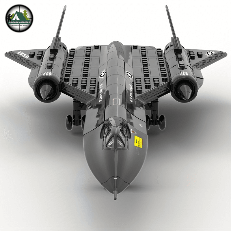 Detailed Military SR-71 Blackbird Model Toy with Realistic Features and Buildable Design