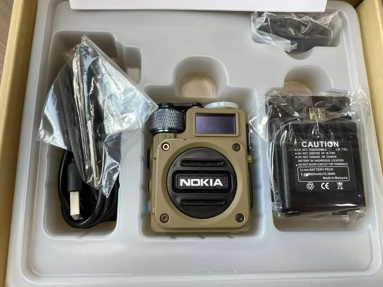 NOKIA 4G LTE Two-Way Radio in military green with rechargeable battery and accessories