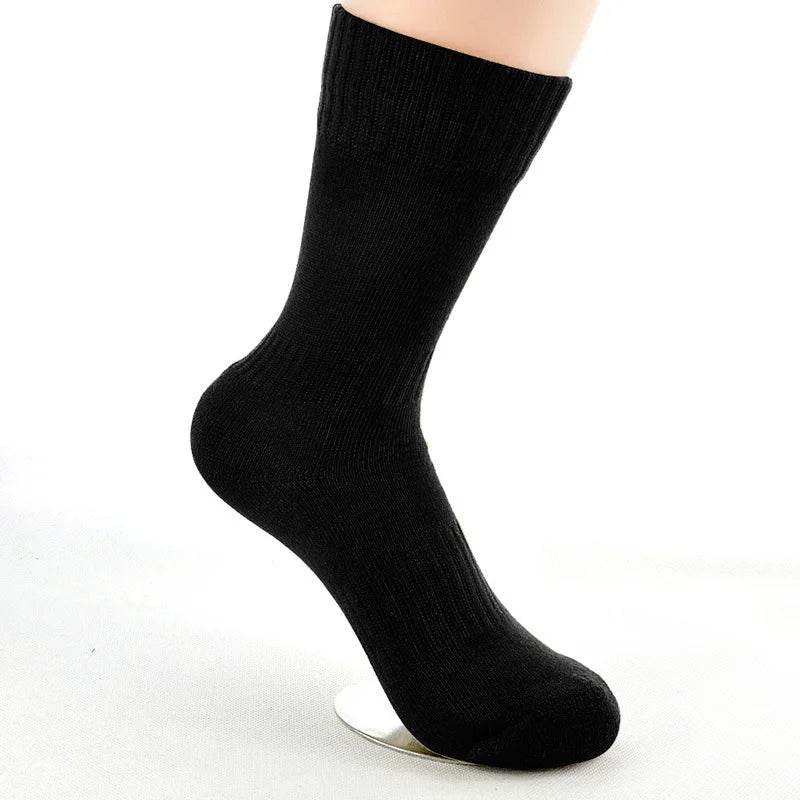 Black outdoor crew socks for all-day comfort during outdoor activities