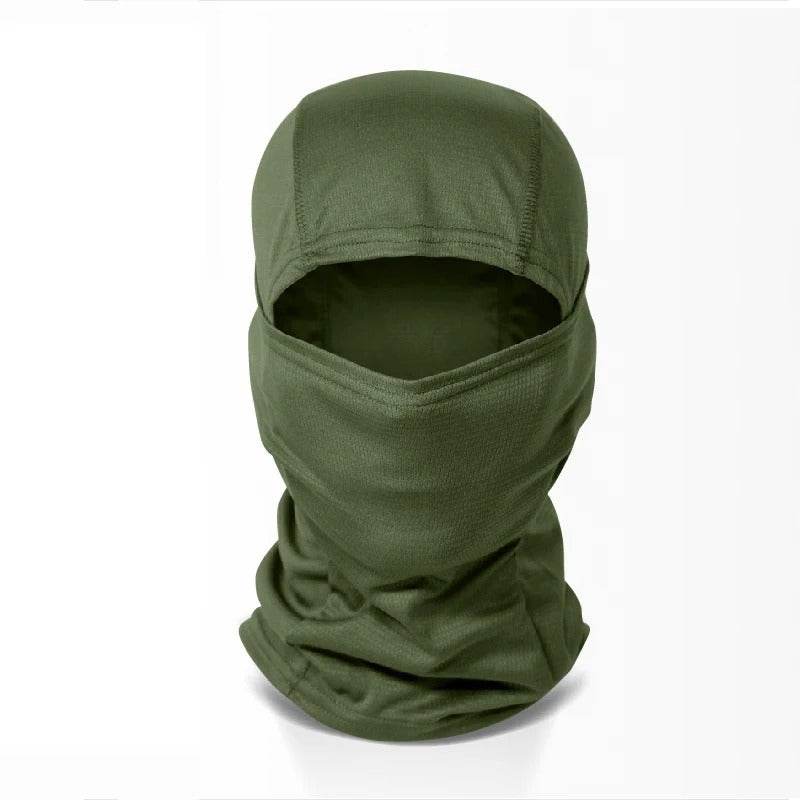 Green outdoor face mask for camouflage and protection in outdoor activities