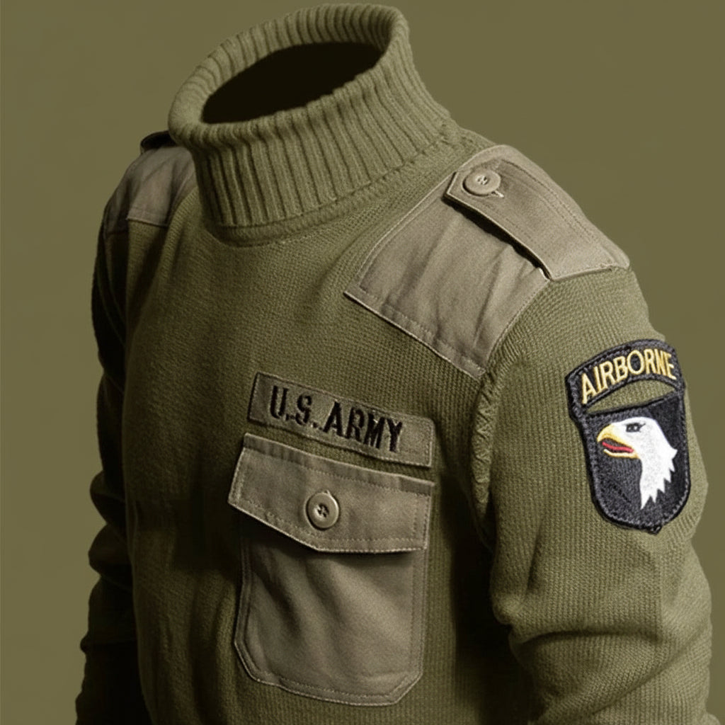 Outdoor Fleece Sweater in Olive Green for Warmth and Comfort