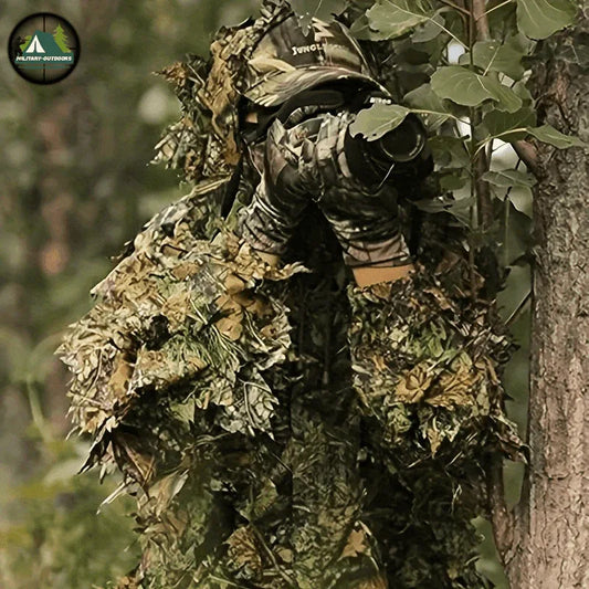 Camouflage Suit for Hunters featuring outdoor leaf mantle for Enhanced Blending in Nature