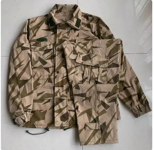 Ukraine outdoor suit in camouflage pattern for military training and outdoor activities