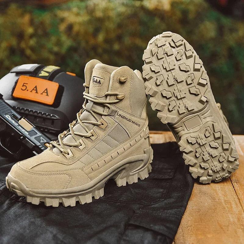 Tactical boots in tan, designed as warm outdoor boots for rugged environments