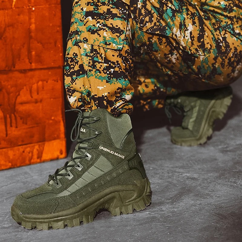 Green tactical boots for rugged outdoor use, warm outdoor boots