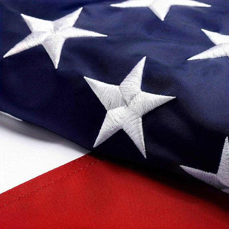 Best USA Outdoor Flag 3x5 Ft - Premium Quality Fabric - Military-Outdoors.com