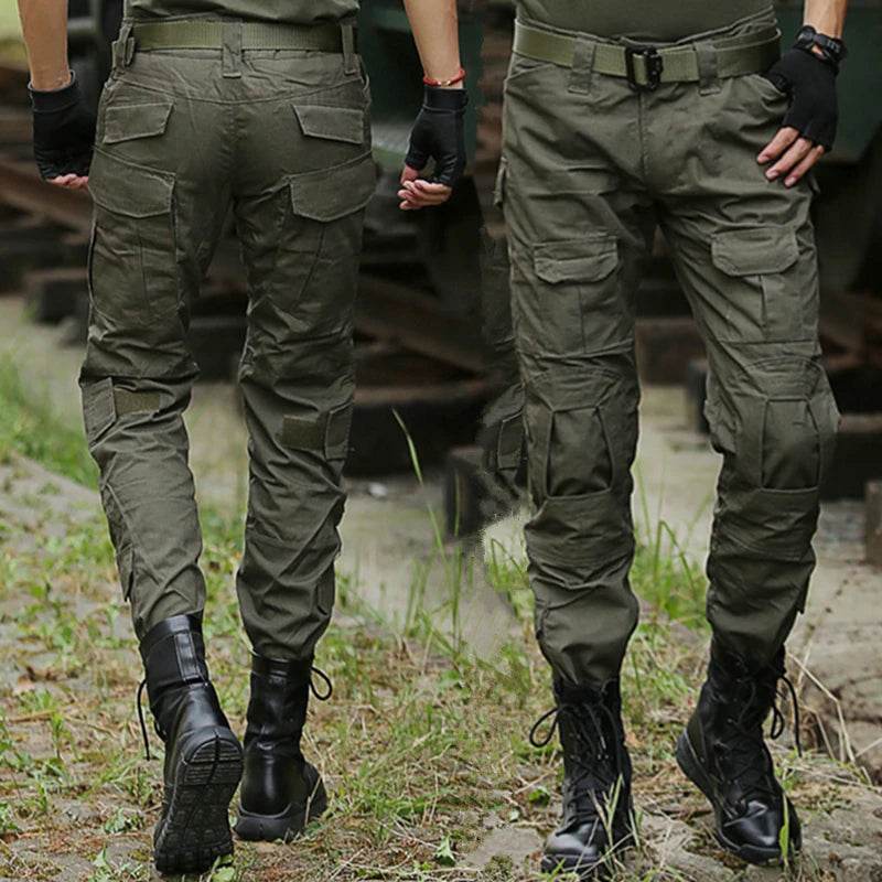 Outdoor camouflage suit in green, ideal for tactical activities and outdoor adventures
