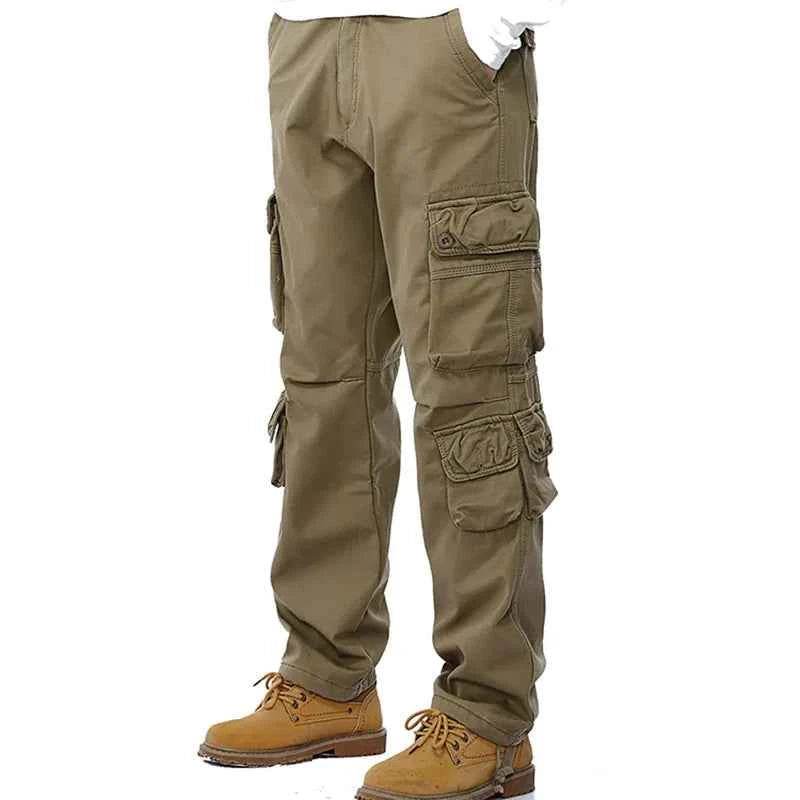 Winter cargo fleece pants in olive green for outdoor activities