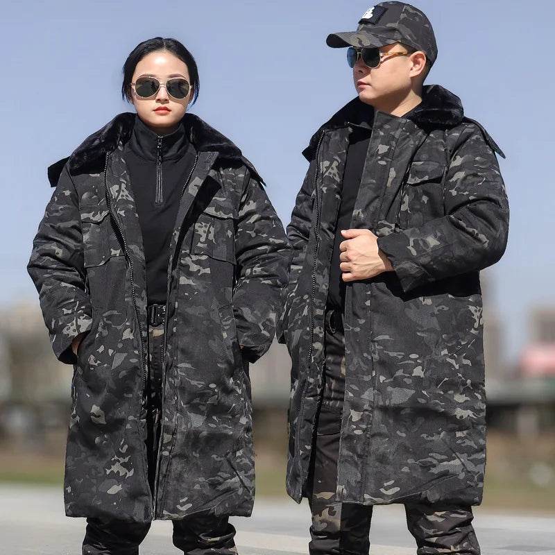 Camouflage Winter Outdoor Coat for Men and Women with Warm, Stylish Design