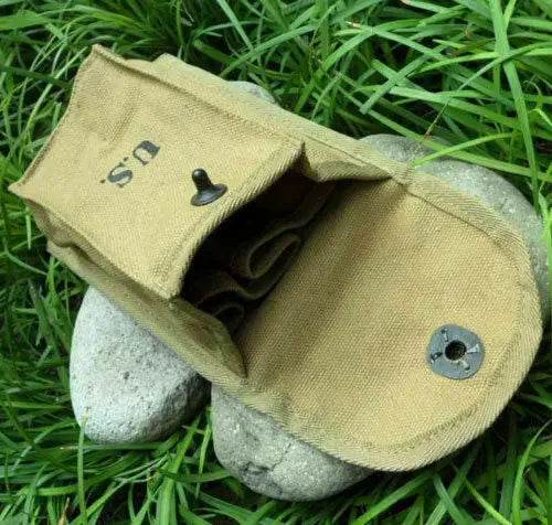 Accurate Repro WWII US Magazine Ammo Pouch - Military-Outdoors.com